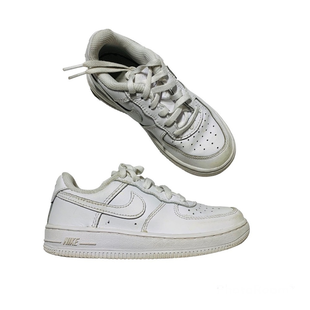 Nike all white low top sneakers